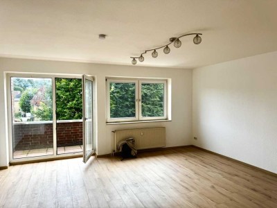 Renovierte 4-Zimmer-Whg mit Einbauküche & Balkon