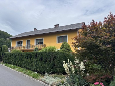 Zweifamilienhaus/Sacherl mit Widmung "Dorfgebiet"