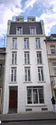 Neubau-Wohnung im Altbaustil mit luxuriöser Innenausstattung in Köln Mülheim