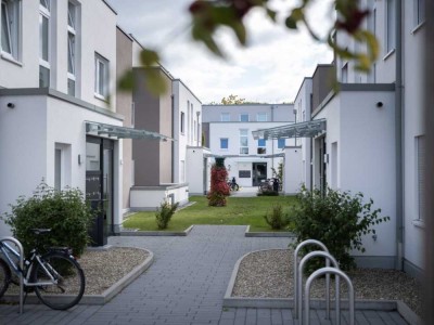 Große Zwei-Zimmer-Dachgeschoss-Wohnung in Kork