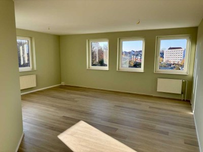 Große 3-Zimmer Wohnung mit Aufzug und Balkon im 2. OG in Bautzen