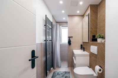 Großzügig, modern, stadtnah – 3-Zimmer-Wohnung in Wiesbaden-Delkenheim mit Aufzug