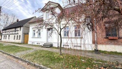 Ein Haus wie kein zweites – charmant, groß, voller Möglichkeiten - in Quellendorf!