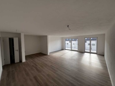 Exklusive 3,5-Zimmer-Wohnung mit gehobener Innenausstattung mit großem Balkon in Fellheim