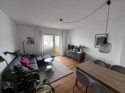 Helle 2-Zimmer-Wohnung mit Balkon und Wohnküche in Stuttgart-West