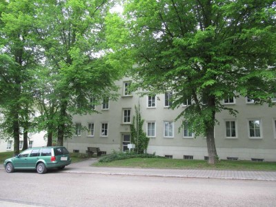 * * *ERSTBEZUG nach Instandsetzung - GROSSZÜGIG wohnen in BELIEBTER Wohnanlage* * *