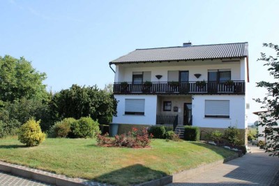 Gepflegtes Mehrfamilienhaus in zentraler Lage von Amöneburg