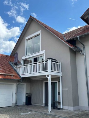 Elegantes Reihenendhaus mit großzügigem Raumkonzept und Balkon zum Wohlfühlen!