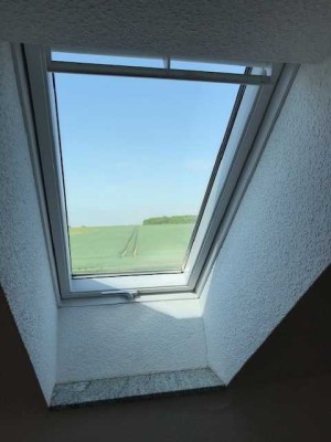 Dachgeschosswohnung renoviert mit EBK