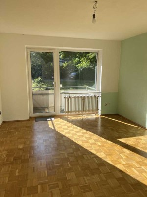 Attraktive und gepflegte 2-Zimmer-Wohnung mit Balkon in Solingen