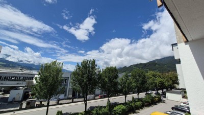 Traumwohnung in Schwaz: Vollsaniert, 4 Zimmer, Balkon