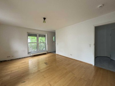 1-Zimmer Apartment mit Balkon, Einbauküche, Bad und TG-Stellplatz in Neustadt a.d. Weinstraße