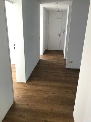 Für die kleine Familie perfekt - 3-Zimmer-Wohnung mit Balkon