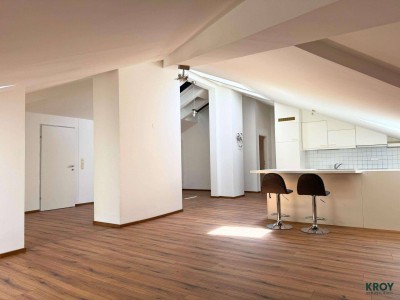 Extravagante 3-Zimmer -Altbauwohnung im zentralen Stadtteil Mülln
