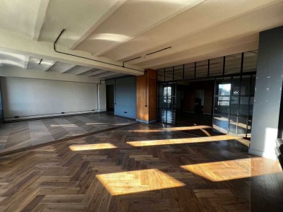 Stilvolles Loft mit Blick über Wuppertal – urbanes Wohnen auf höchstem Niveau