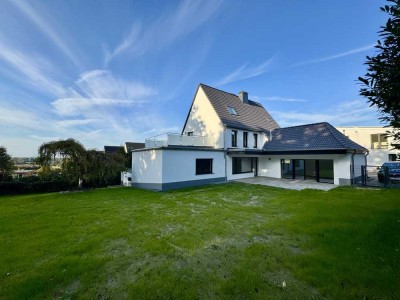 Freistehendes 2 Familienhaus in Toplage zu vermieten - Frisch saniert, Erstbezug!