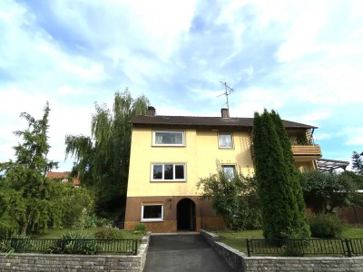 Reserviert - Erstbezug nach Renovierung - Wunderschöne 3,5 Zimmerwohnung mit Garten und Terrasse