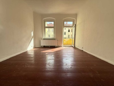 2 Zimmer Altbau-Wohnung mit Balkon in Berlin-Wedding - frei ab sofort