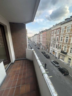 Attraktive 2-Zimmer-Wohnung mit Balkon im Frankenbergviertel