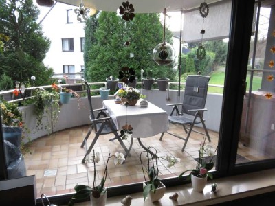 Bo-Hiltrop: 3,5-Zimmer-Wohnung 97 qm 1. OG Balkon Fußbodenheizung Gäste-WC Badewanne Garage
