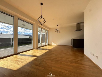 Exklusive Penthouse-Wohnung mit großzügiger Sonnenterrasse – stilvolles Wohnen über den Dächern