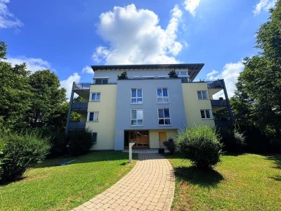 WOHNEN in ruhiger Lage - Lichtdurchflutete 3-Zimmerwohnung auf den Reutenen!