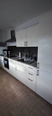 Geschmackvolle, sonnige 3-Raum-Wohnung in Groß-Zimmern