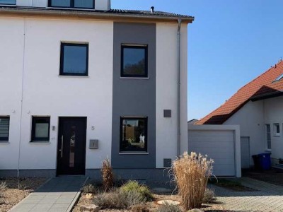 "KFW50"Exklusive Architekten *Doppelhaushälfte* mit hochwertiger Ausstattung