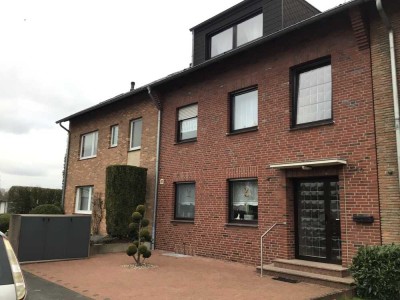 Gepflegtes 3 Familienhaus in Mönchengladbach Neuwerk