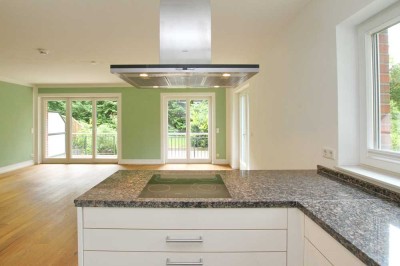Exkl. 3-Zi.-Maisonette-Wohnung mit Gartenanteil in gefragter Lage von Wellingsbüttel!