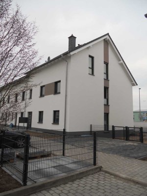 Moderne 4-Zimmer Wohnung mit Balkon in Raunheim