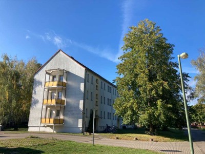 2 Zimmererdgeschosswohnung mit Balkon