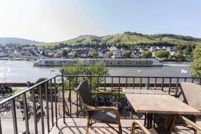 6 Ferienapartments mit gut ausgestattetem Restaurant und Moselblick in zentraler Lage von Zell/Mosel