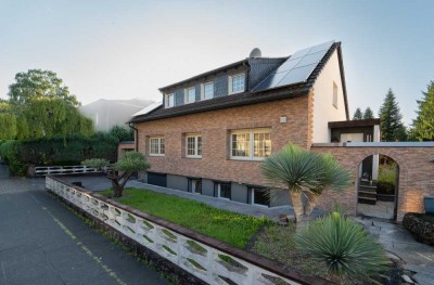 Freistehendes Einfamilienhaus mit Garten und Pool in Wuppertal-Langerfeld