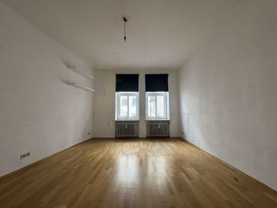 Altbauwohnung in Bestlage mit Potential