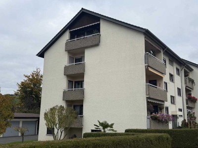 SCHÖNE WOHNUNG MIT ZWEI BALKONE UND GARAGE