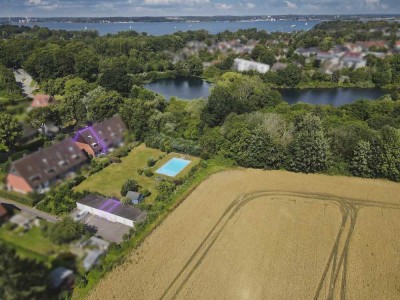 Reihenendhaus in Top-Lage mit Gemeinschaftspool in Alt-Heikendorf