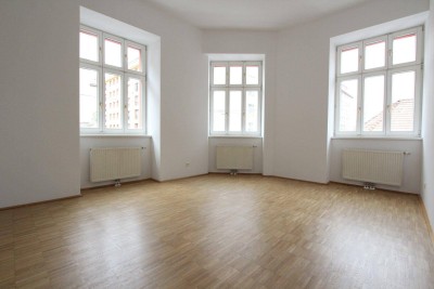 HELLE 2-ZIMMER-WOHNUNG-NÄHRE-REUMANNPLATZ!