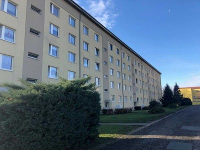 Frisch renovierte 3-Zimmer mit Balkon und weitem Blick!