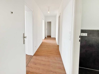 Helle 3-Zimmer-Wohnung mit Balkon & Wohlfühlfaktor �