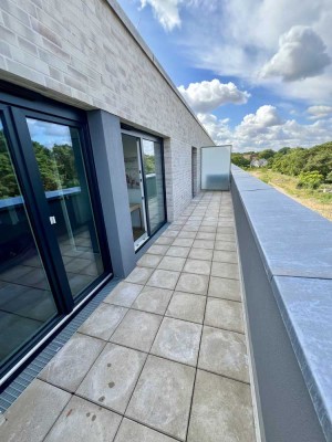 Befristete Vermietung: 2-Zimmer-Penthouse, ruhig und hell