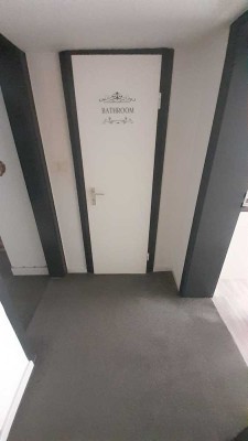 Exklusive 2-Zimmer-Souterrain-Wohnung in Steinenbronn