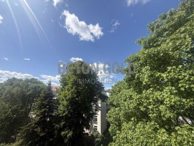 Charmante Dachgeschosswohnung mit Potenzial über den Dächern von Eppendorf / Hoheluft-Ost