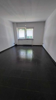 2,5-Zimmer-EG-Wohnung in Oberhausen ohne Balkon