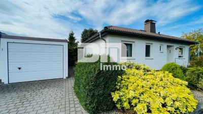 Traumhaft schöner gepflegter Bungalow in hervorragender Lage mit Terrasse und großem Garten