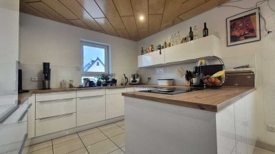 Exklusive Maisonette mit traumhaftem Weitblick, 2 Balkonen & hochwertiger Ausstattung!