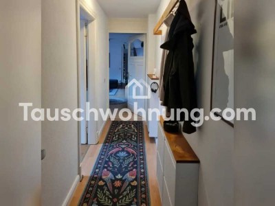 Tauschwohnung: Dachgeschosswohnung in der Kölner Südstadt gegen größer