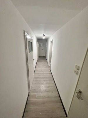 Renovierte 3-Zimmer-Wohnung im 3. OG in Gelsenkirchen
