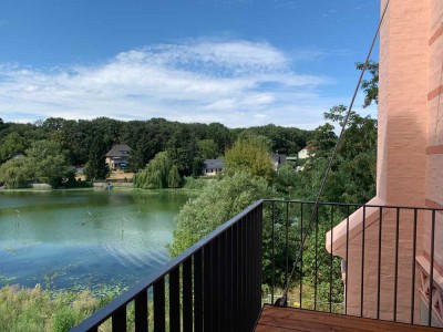* Individueller Dachtraum * Potsdam Kaiservilla * 3 Zimmer * EBK * Gästebad * Terrasse & Loggia *