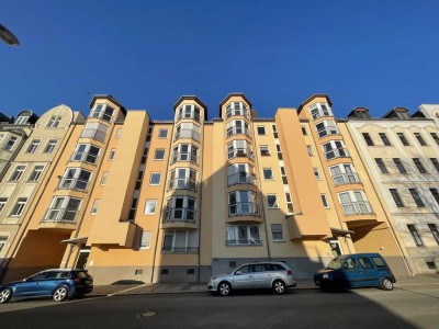 *** helle 2-Raumwohnung in Uninähe mit Aufzug und TG-Platz***